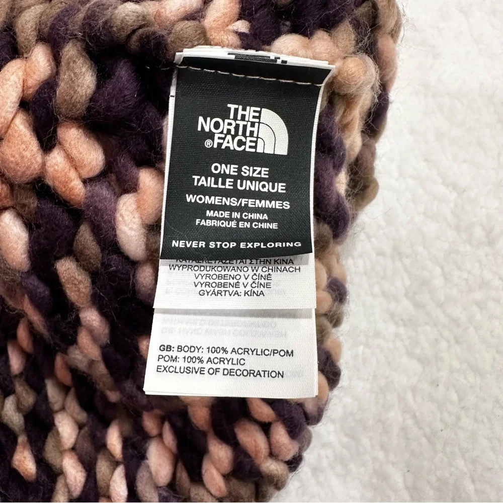 Women’s Knit North Face Hat